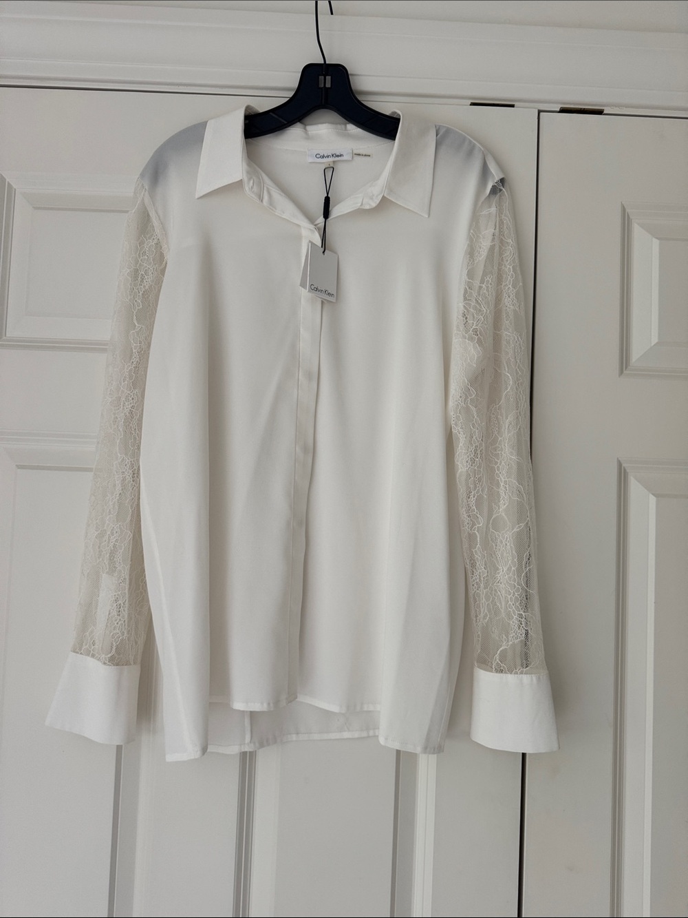 Calvin Klein White Lace-Sleeve Button-Front Blouse